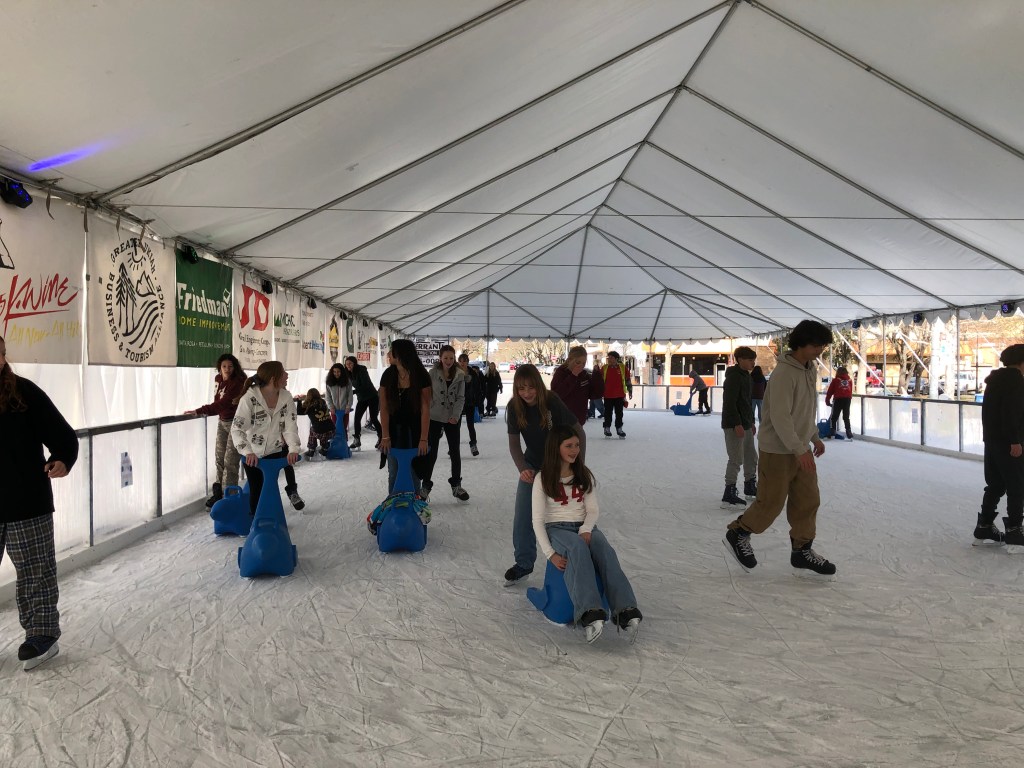 Ice Skating with the K-8&nbsp;7&8